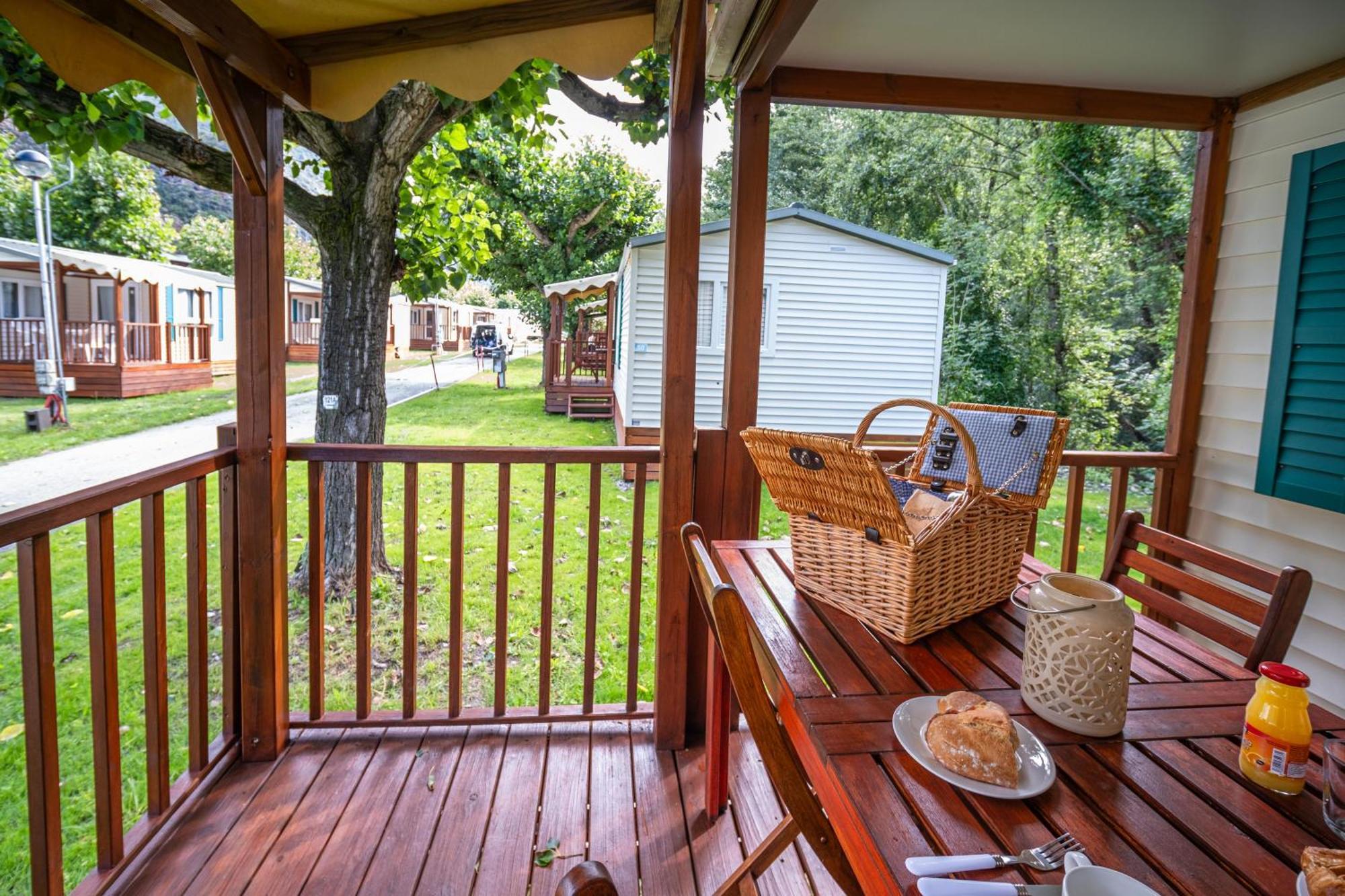 Frontera Bungalow Park Farga de Moles Extérieur photo