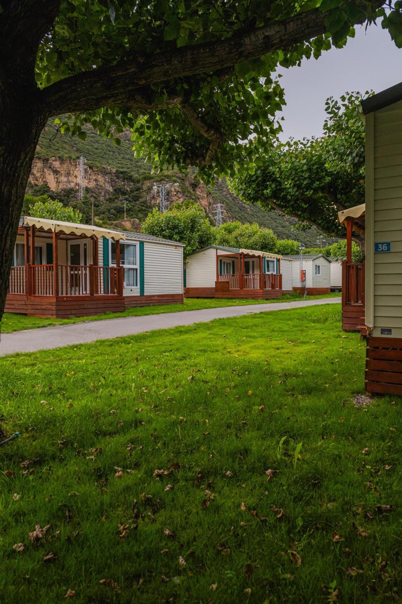 Frontera Bungalow Park Farga de Moles Extérieur photo